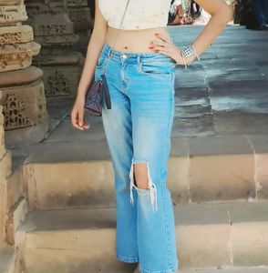 Price Drop🚩Flared Ripped Jeans