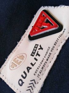 Stylish Blue Jeans with Patches