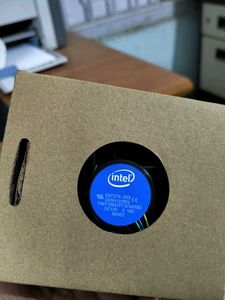 Intel i3-8100 processor + Original Cooler