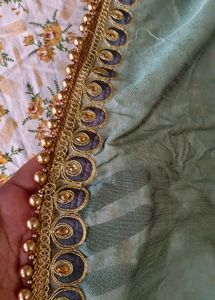Big Moti Lace Saree