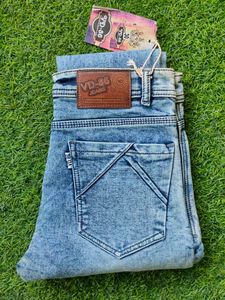 Light Wash Denim Jeans