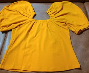 Dressberry Sweetheart Neck Puff Sleeve Top