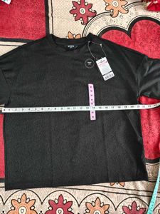 Black Boxy T-Shirt -Unisex