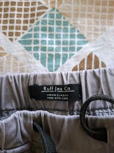 Boy&#39;s Grey Cargo Pants