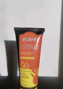 Dewy Radiant Sunscreen