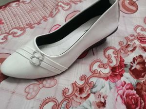 White Pointed Toe Flats