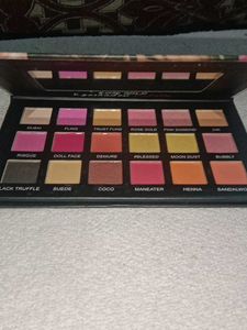 Rose Gold Eyeshadow Palette
