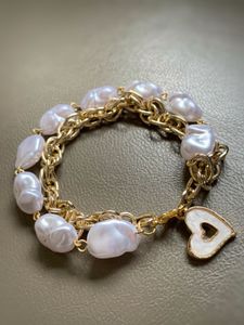Golden links, soft pearls Bracelet ✨