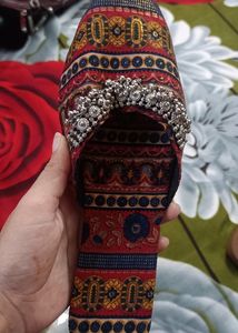 Price Drop😳Totally new Jutti