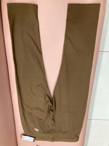 Chinos
