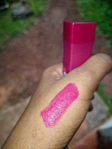 Colors Queen Matte Lipstick
