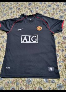 Vintage Manchester  United Jersey.