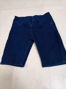 Short Jeans