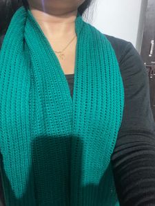 Women Knitted Green Muffler