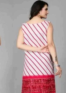 Stylish Women's Kurta with Leggings