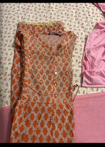 4 Tops 1 Kurta