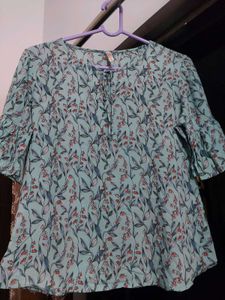 Floral Print Tie-Neck Top