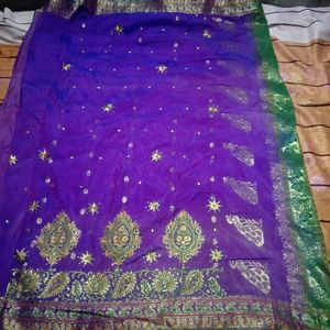 Good Condition Saree ,make An Offer I&#39;ll Accept It