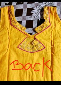 Sleevless Plazo Suit With Dupy