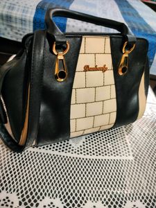 Korean Hand Bag By Danbaoly