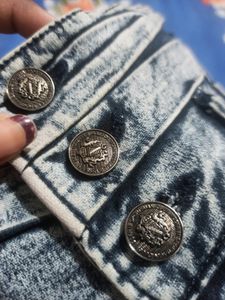 High-waisted Jeans