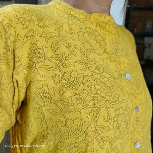 Westside Small Size Kurti