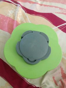 Flower Shaped Plate with Lid