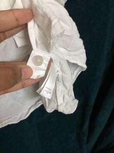 Gap Short Sleeve Top