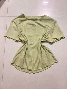 🍄Cute Green Ribbed Tee