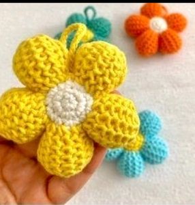 Afghan Flower Keychain