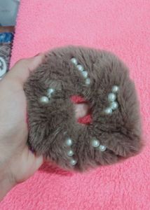 Soft And Pearl Scrunchy Rubber Band
