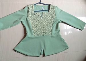 COMBO WOMAN MEKHALA TOPS