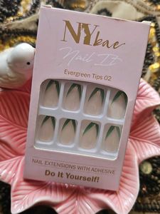 NY Bae Evergreen Tips 02