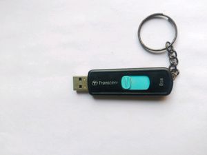 Transcend 8gb Pendrive (Needs Repair)