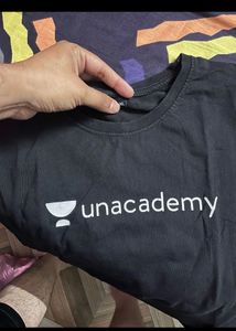 Black XL Size Tshirt Round Collar Unacademy