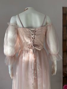 Lace embellish pink gown