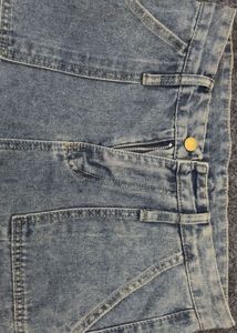 Women Wide Leg High-RiseLight Fade Denim Jeans