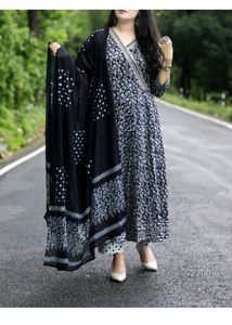 Beautiful Anarkali Kurta Bottam Dupatta Set