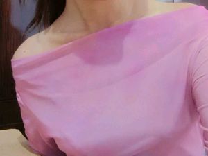 Am Here To Selling Western Dresses