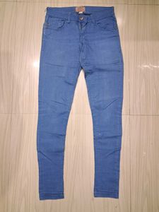 Light Wash blue Denim Skinny Jeans