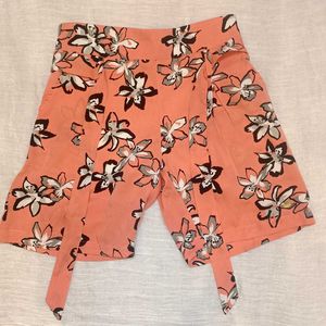 Peach Floral Printed Cotton Shorts – Women's Casua