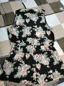 Black Flowered Playsuit And Very Beautiful 🤩