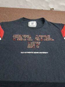 Duke Graphic Tee 🖤♥️