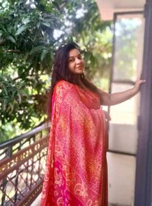 Elegant Pink Printed Saree