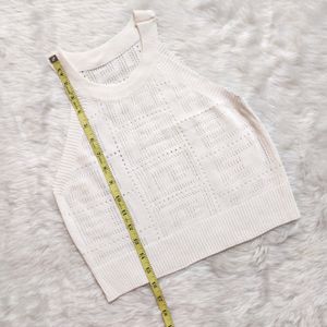 White 🤍 Cute Korean Style Neck Halter crop Top