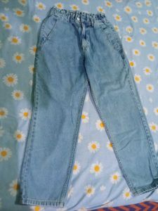 Light Wash Elastic Waist Jeans