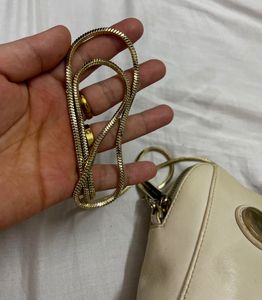 Sling Bag With Snake Chain