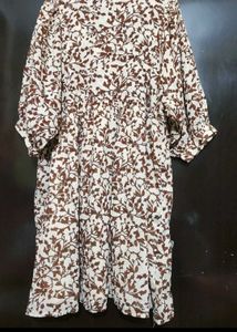 Brown🟤 Printed Dress For Girl Or Women 46 Bust