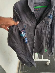 Men&#39;s Casual Shirt