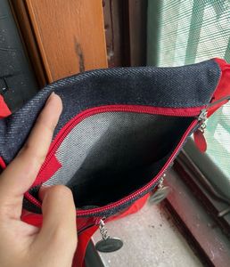Sling bag